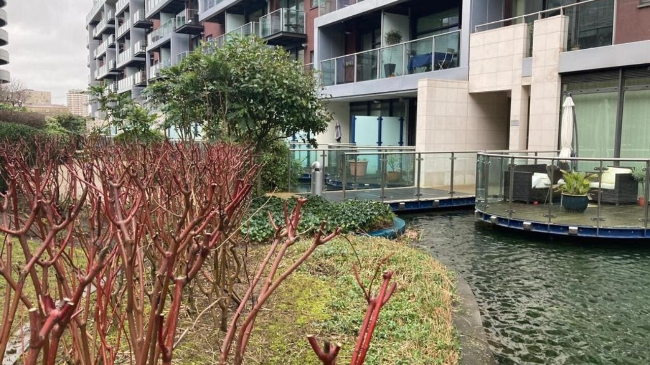 Landscape Maintchance Chelsea Bridge Waterside