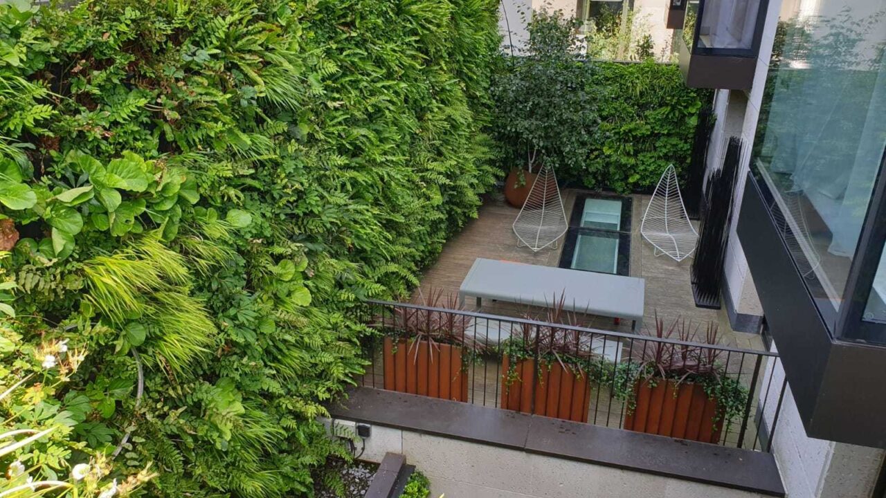 Living Walls Residential London Garden Hammocks