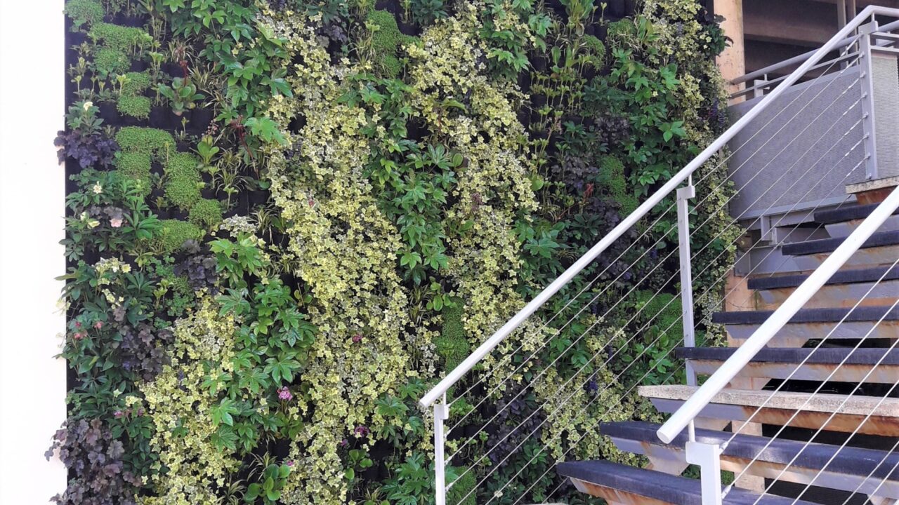 Living Walls Oxford Science Park Stairway Zoomed